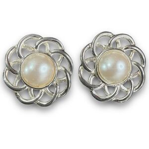 Vintage Silver Toned and Pearl Clip On Earrings